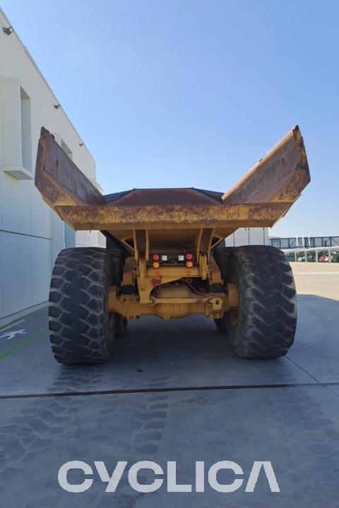 Dumpers and articulated trucks  745 TFK01432 - 12