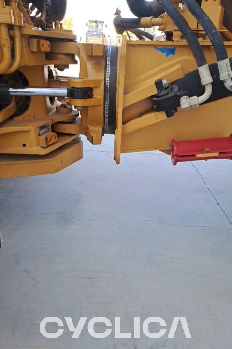 Dumpers y camiones articulados  745 TFK01432 - 8