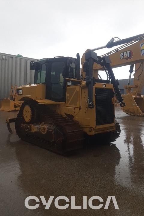 Bulldozers and crawler tractors  D6R II SSS01235 - 3