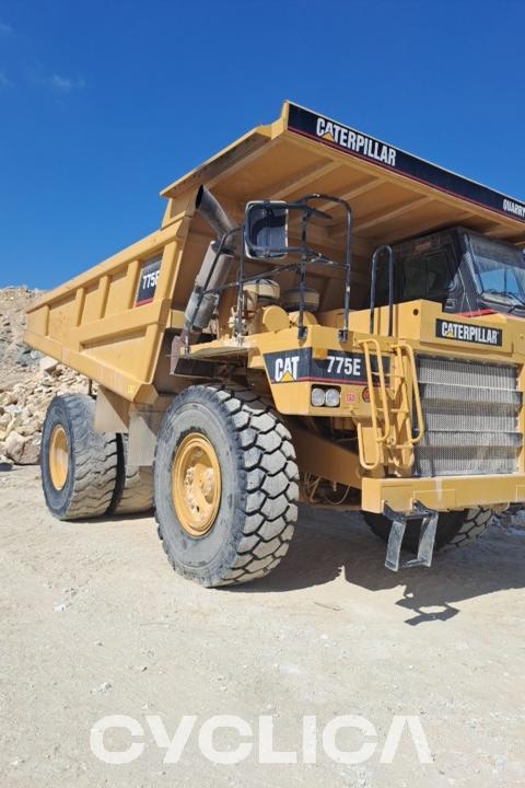 Dumper e autocarri rigidi  775E BEC00255 - 4