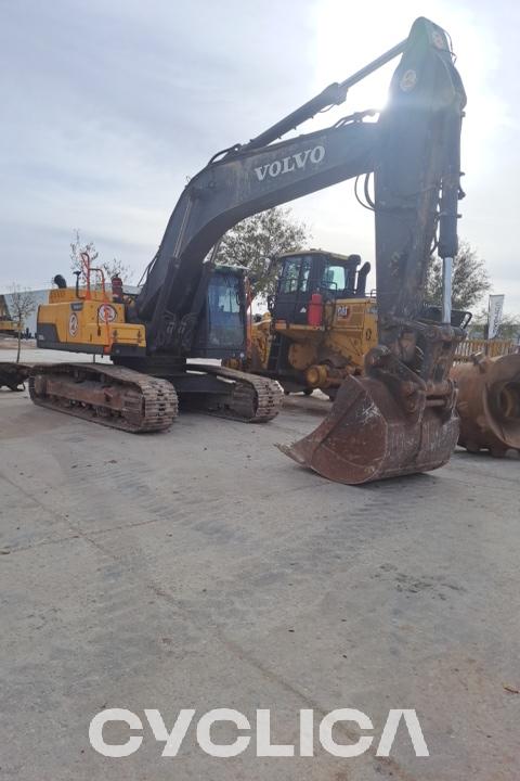 Crawler excavators  EC300 DK00210879 - 4