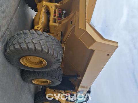 Dumpers y camiones articulados  735B T4P00453 - 5