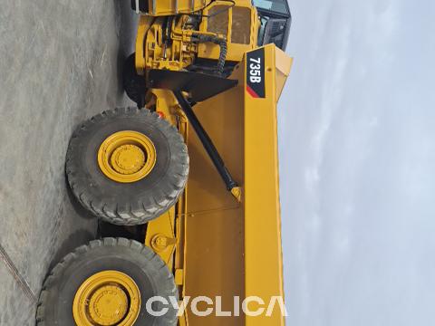 Dumpers y camiones articulados  735B T4P00453 - 4