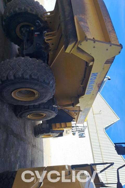 Dumpers and articulated trucks  HM400-2 20144 - 7