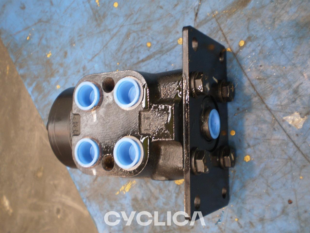 Hydraulic  962M 3496093U - 1