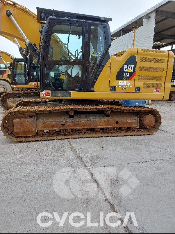 Crawler excavators  323 RAZ00533 - 5