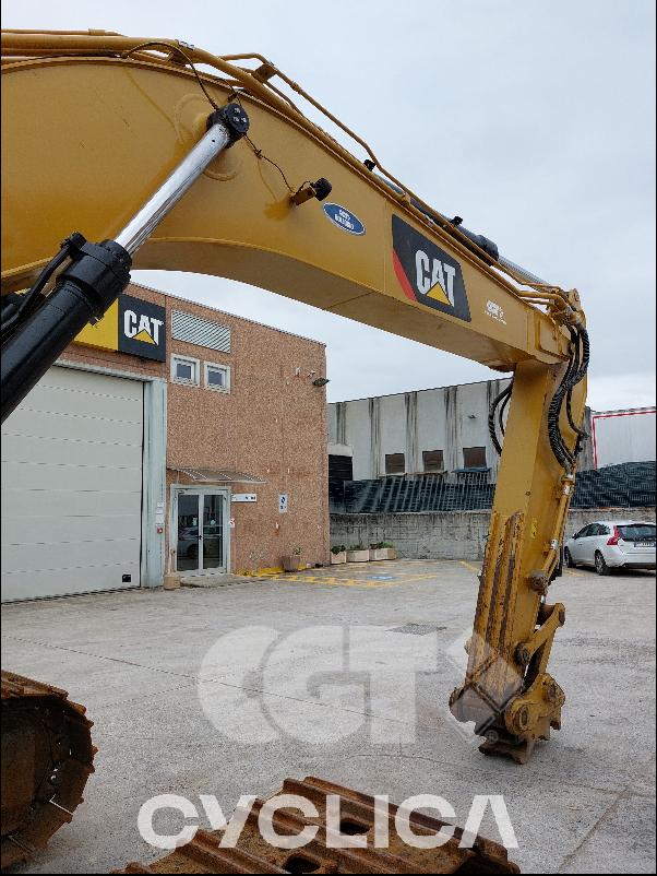 Crawler excavators  323 RAZ00533 - 12