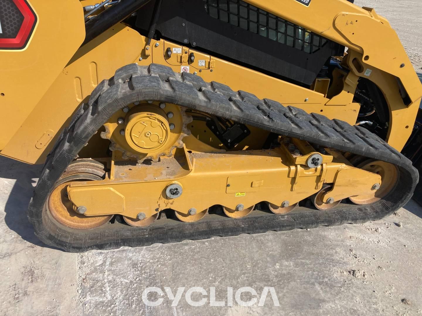 Skid steers  299D3 DY911398 - 9