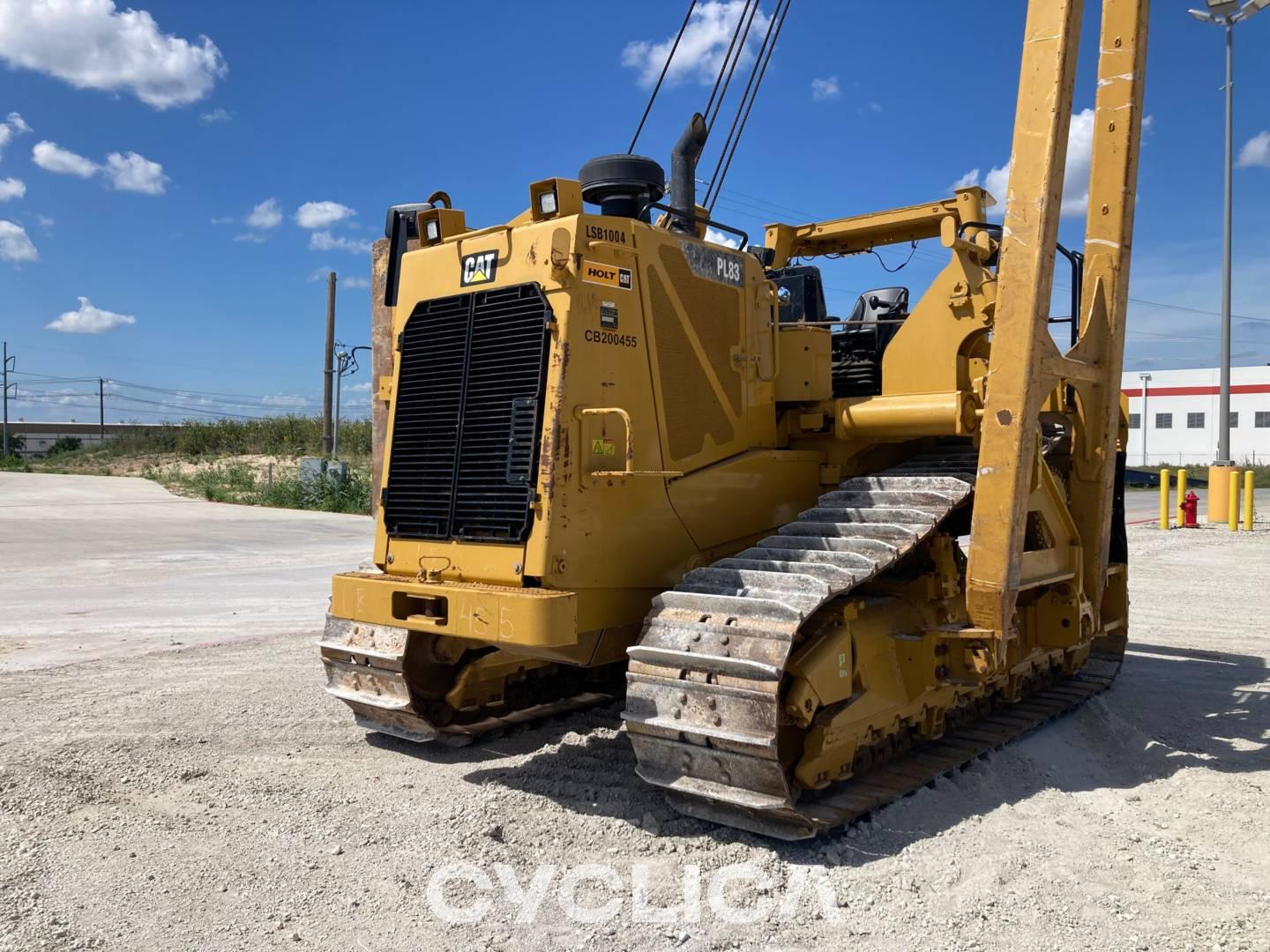 Tracteurs Pose Canalisations  PL83 CB200455 - 1