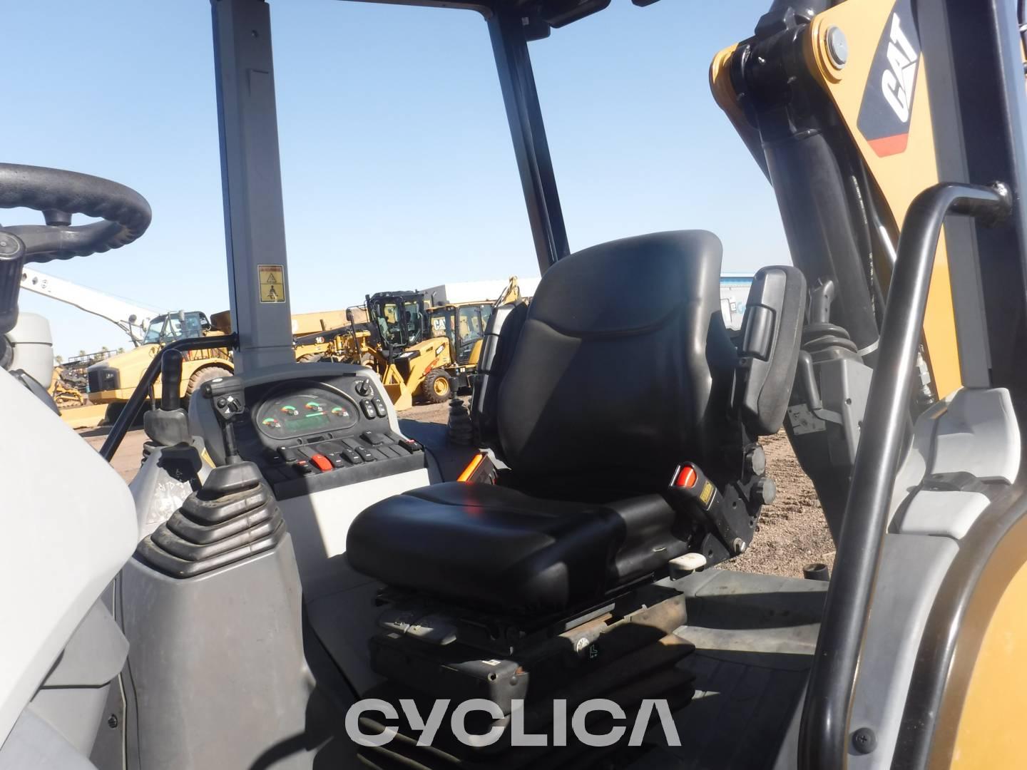 Backhoe loaders  430F2ST HWE01142 - 24