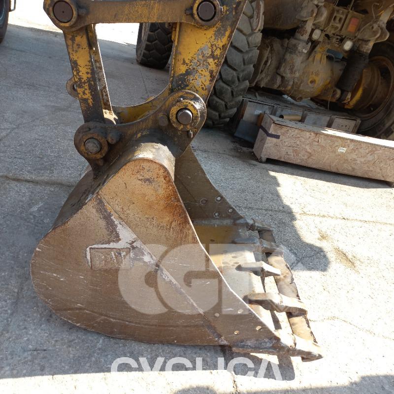 Crawler excavators  318F HCP10003 - 6