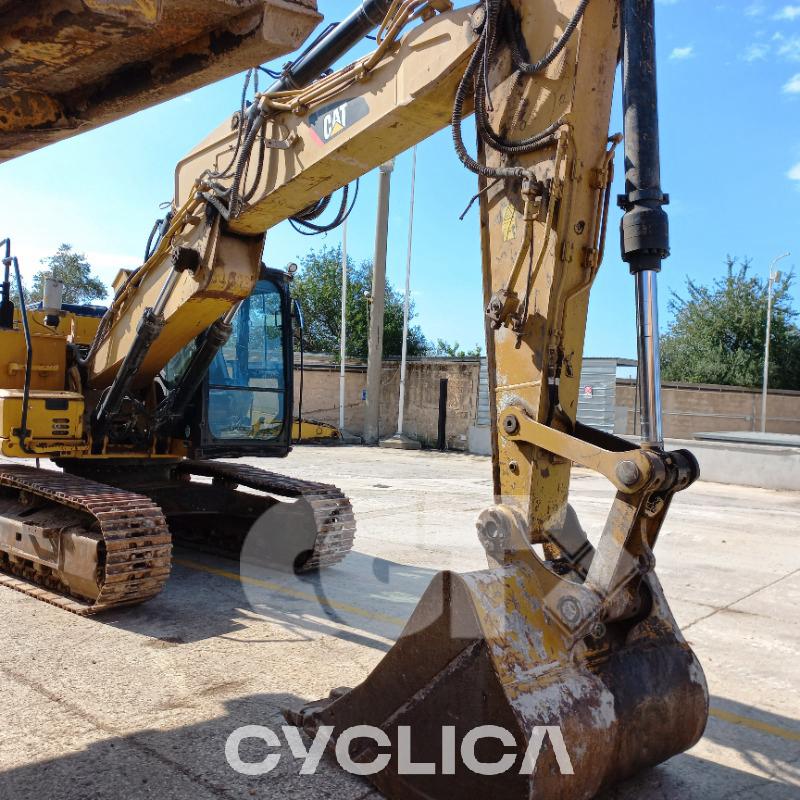 Crawler excavators  318F HCP10003 - 12