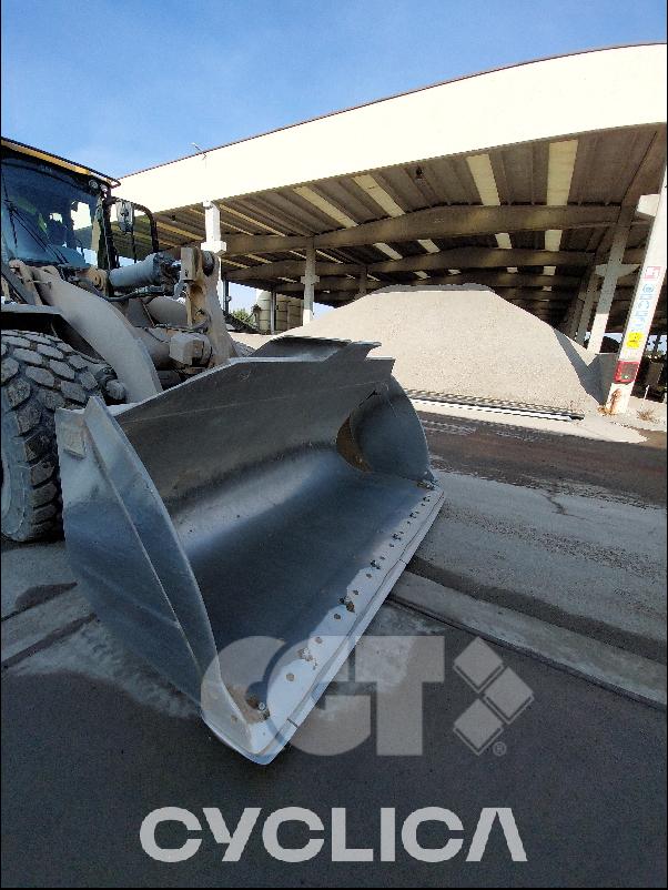 Wheel loaders  966M XE FL200### - 4