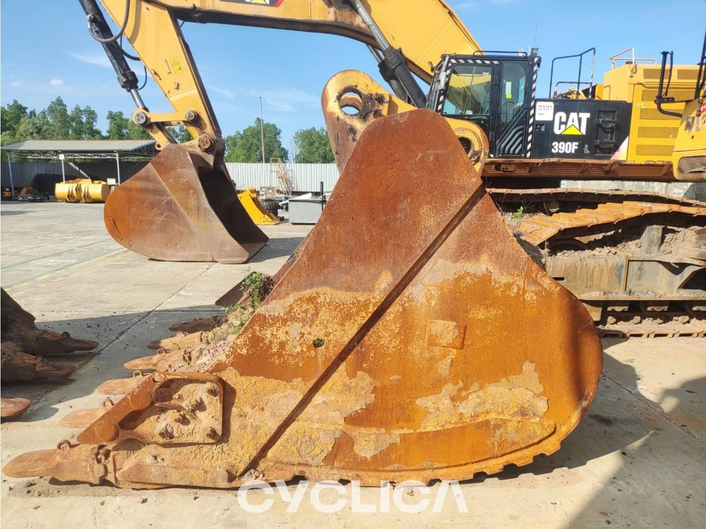 Crawler excavators  390F GAY20046 - 7