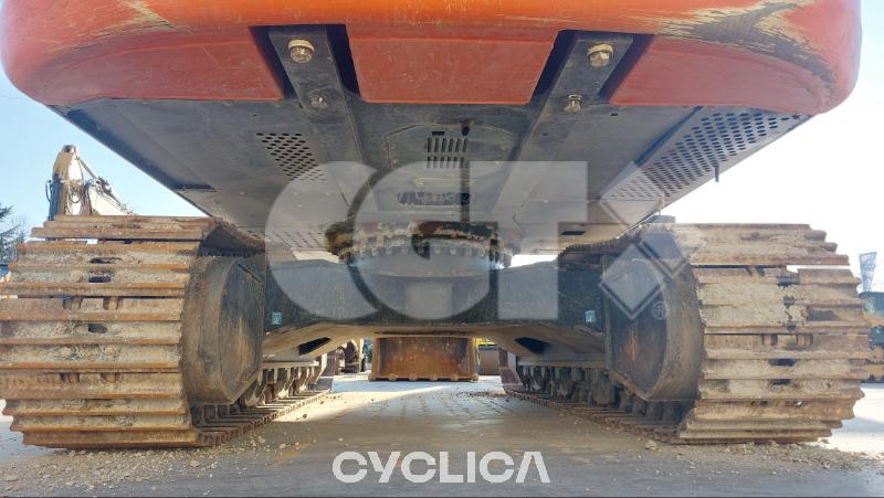 Crawler excavators  ZX300-6 00020700 - 6