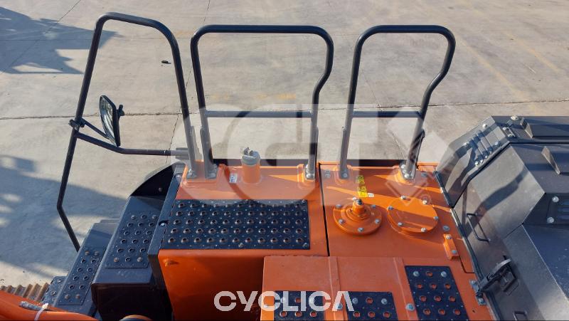 Escavatori cingolati  ZX300-6 00020700 - 14