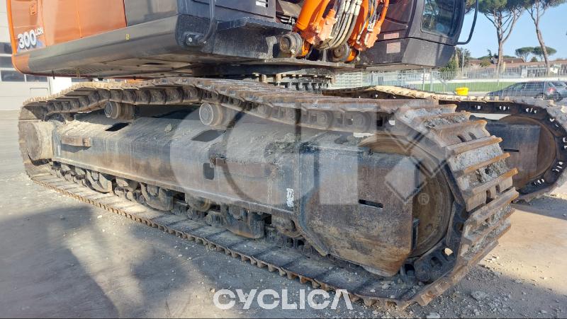 Crawler excavators  ZX300-6 00020700 - 18