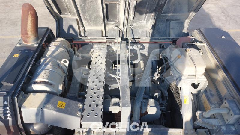 Crawler excavators  ZX300-6 00020700 - 24