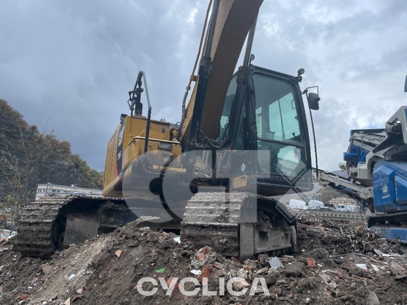 Crawler excavators  318F HCP00### - 2