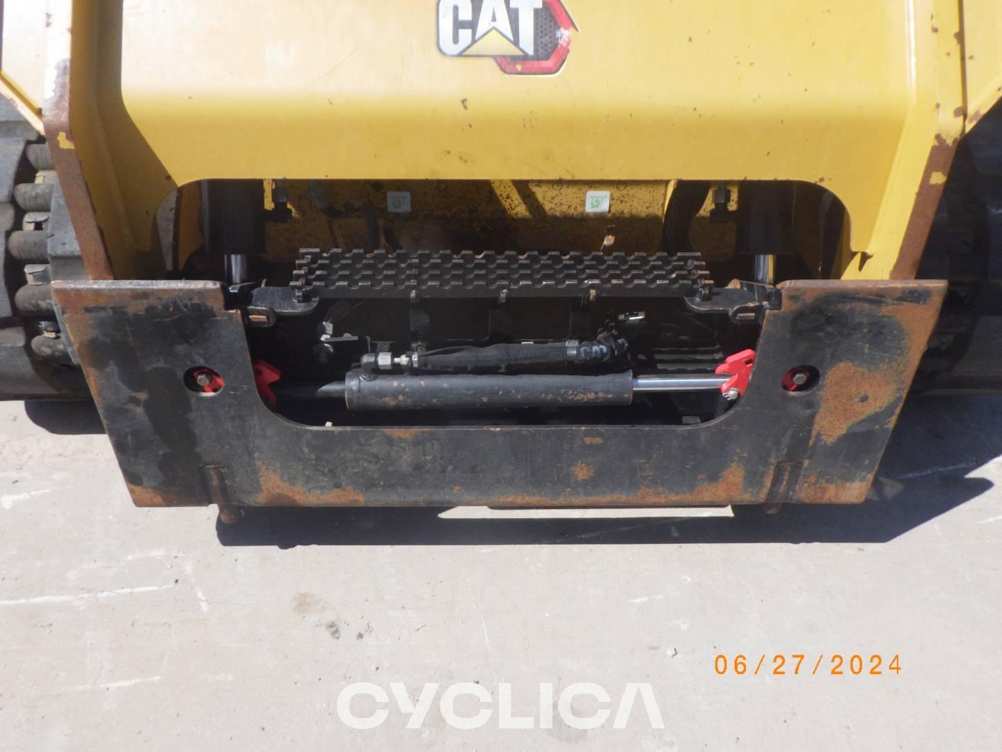 Skid steers  299D3 DY901553 - 9