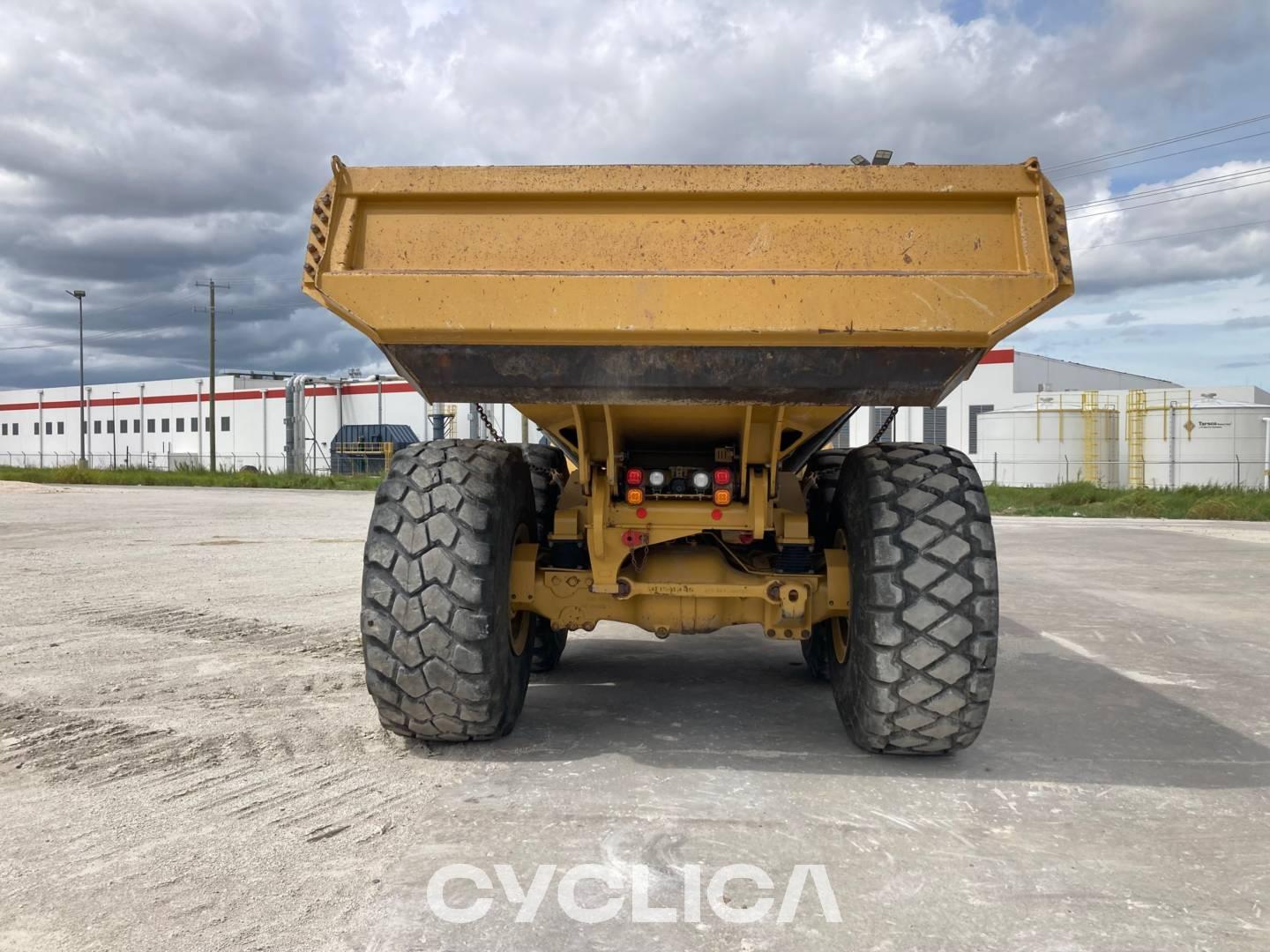 Dumpers and articulated trucks  74504 3T603192 - 15