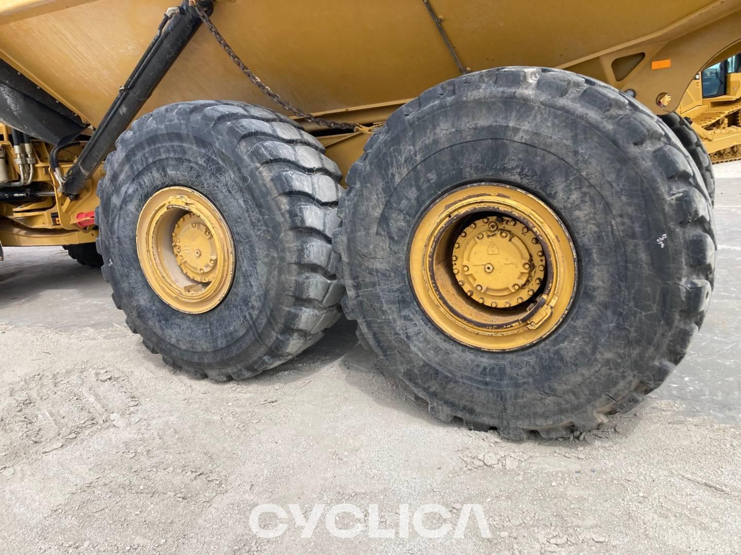 Dumpers y camiones articulados  74504 3T603192 - 16