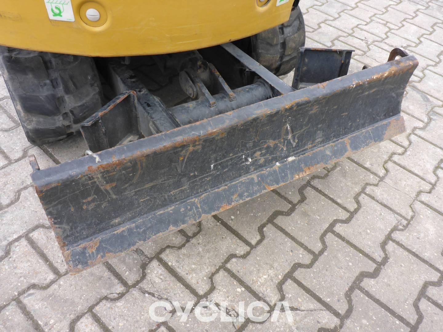 Crawler excavators  301.8-05 H8X05756 - 19