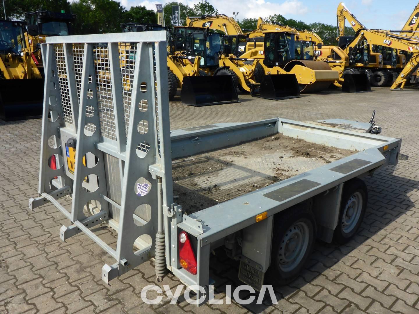 Друга користена градежна опрема  IFOR WILLIAMS GX105 SCKD00000N0808352 - 3