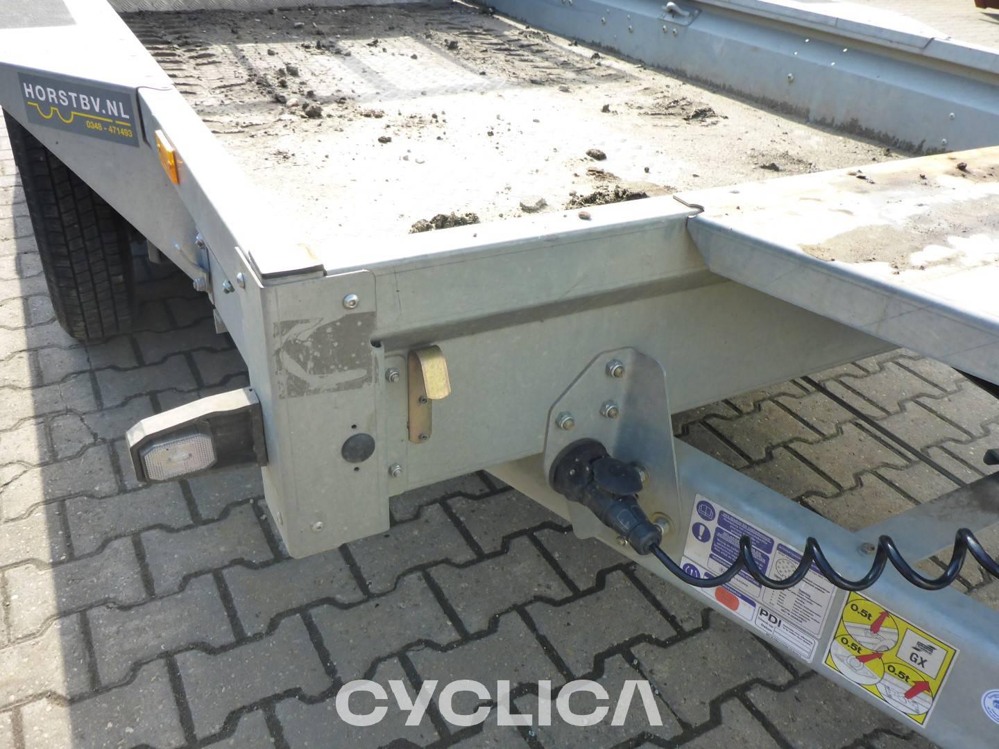 Друга користена градежна опрема  IFOR WILLIAMS GX105 SCKD00000N0808352 - 12