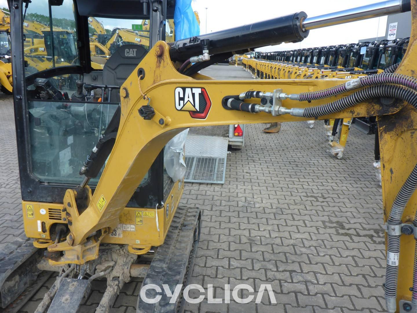 Crawler excavators  301.8-05 H8X07929 - 15