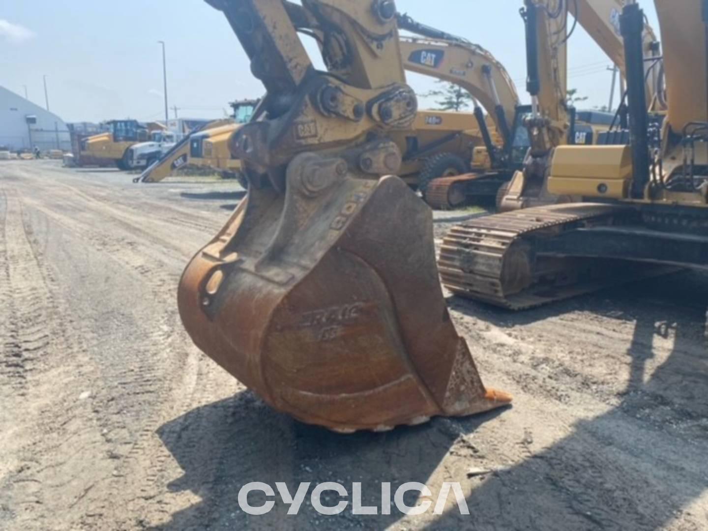 Crawler excavators  330-07 WCH20398 - 15