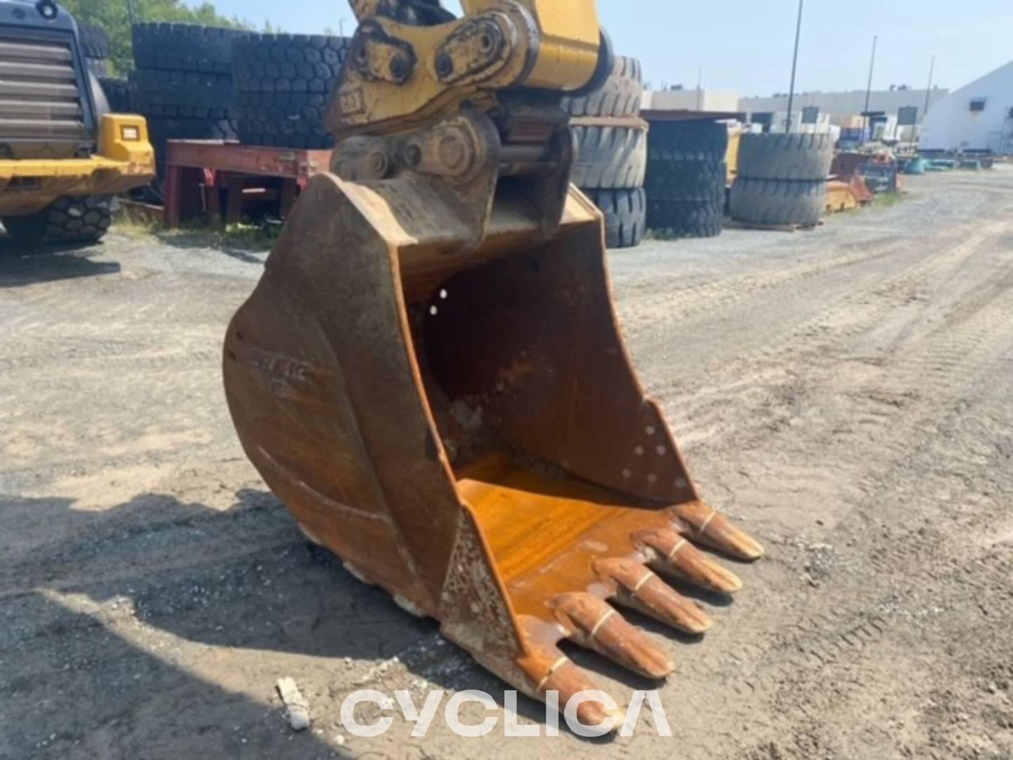 Crawler excavators  330-07 WCH20398 - 14