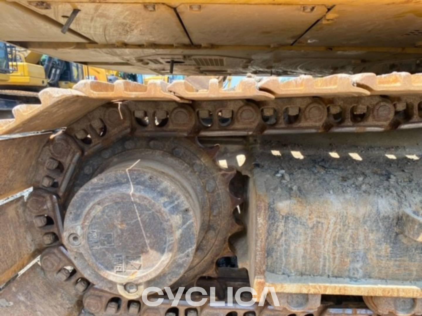 Crawler excavators  33007 WCH20630 - 16