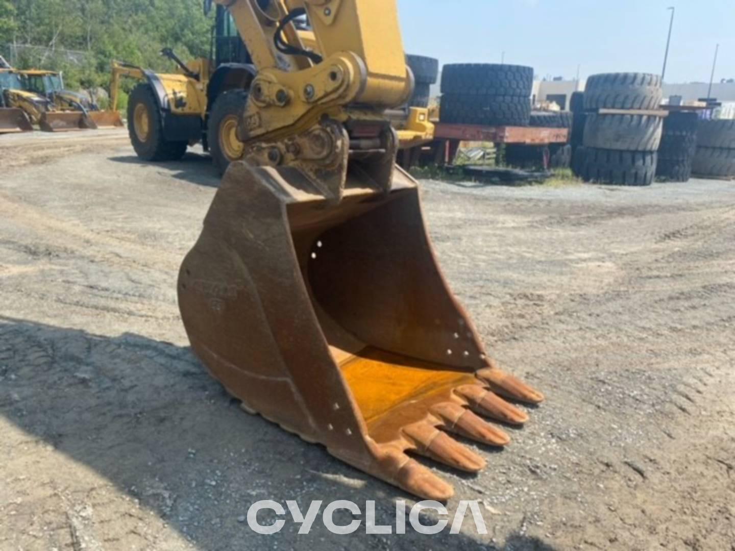 Crawler excavators  330-07 WCH20531 - 13