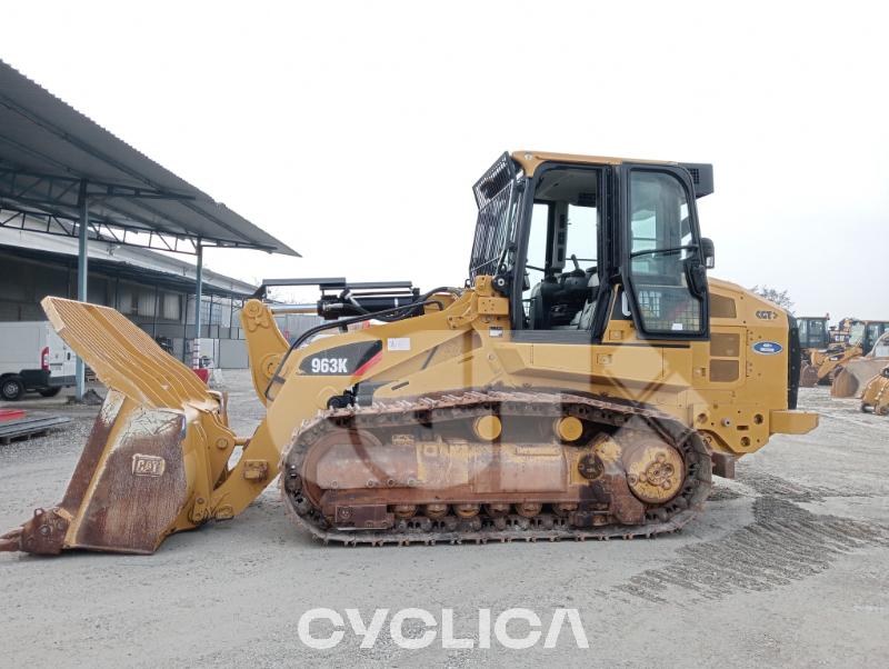 Track loaders  963K LBL00992 - 1