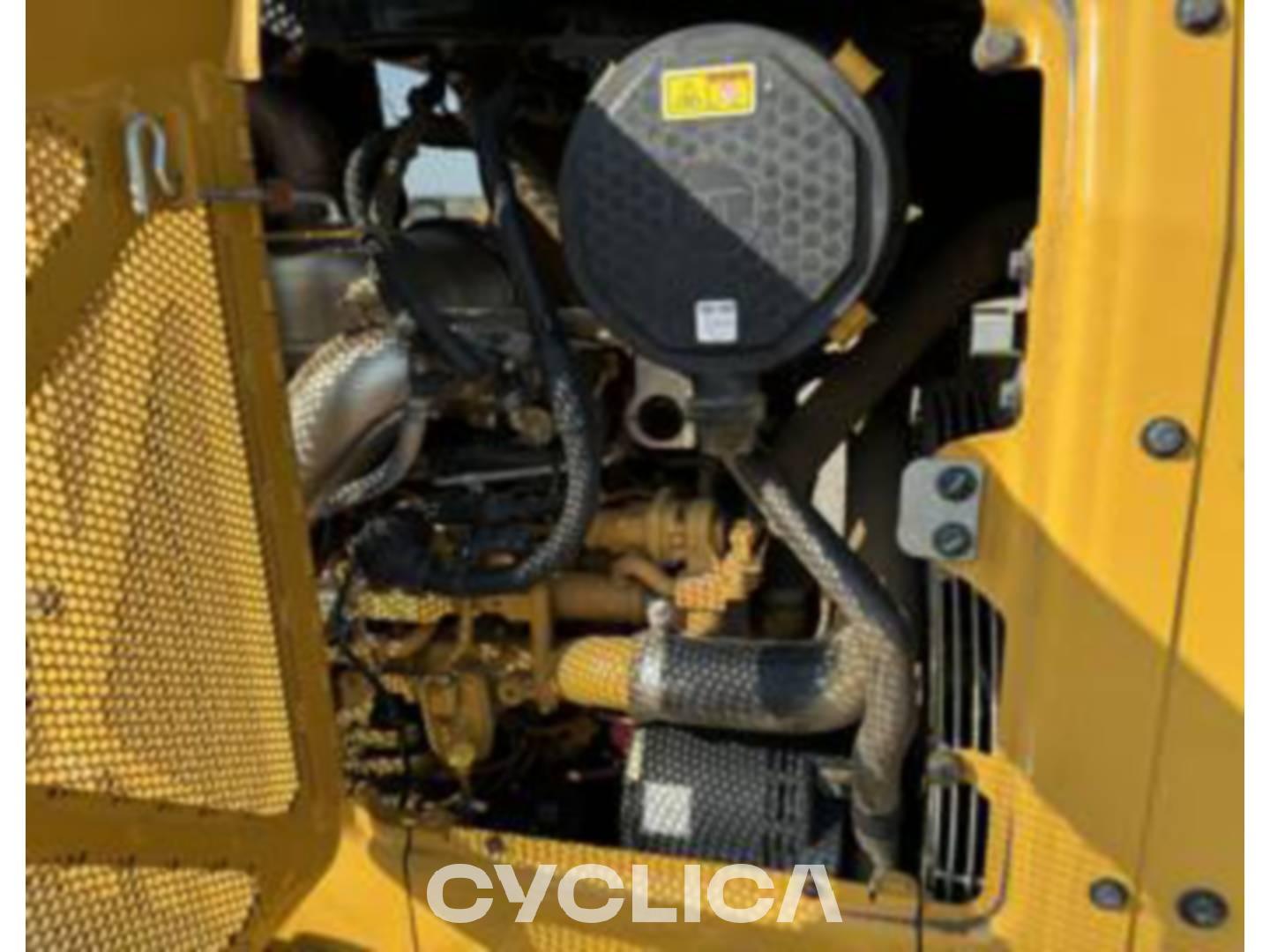 Bulldozer e trattori cingolati  D112LGP XKL00657 - 8