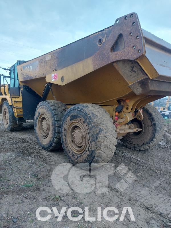 Dumpers e caminhões articulados  730 3T300292 - 2