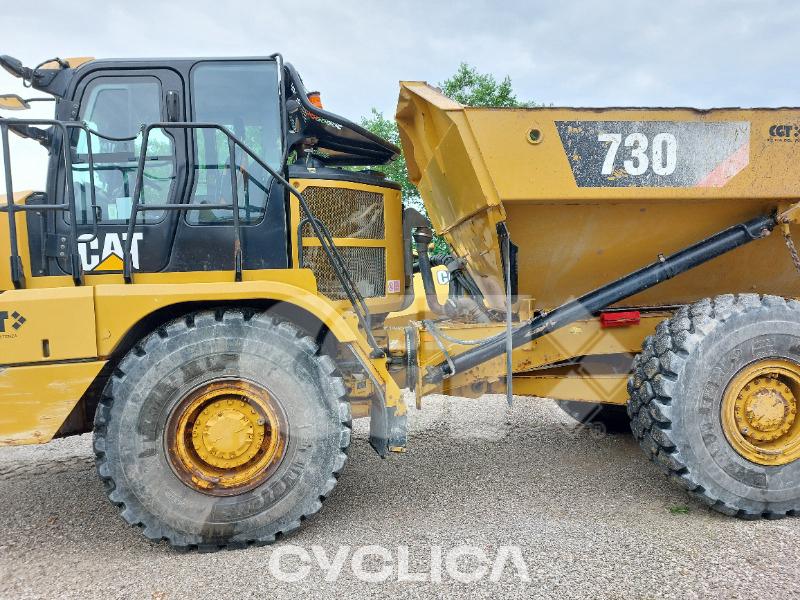 Dumpers e caminhões articulados  730 3T300271 - 1