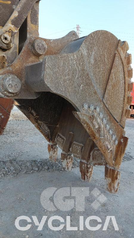 Crawler excavators  390F HNG00217 - 8