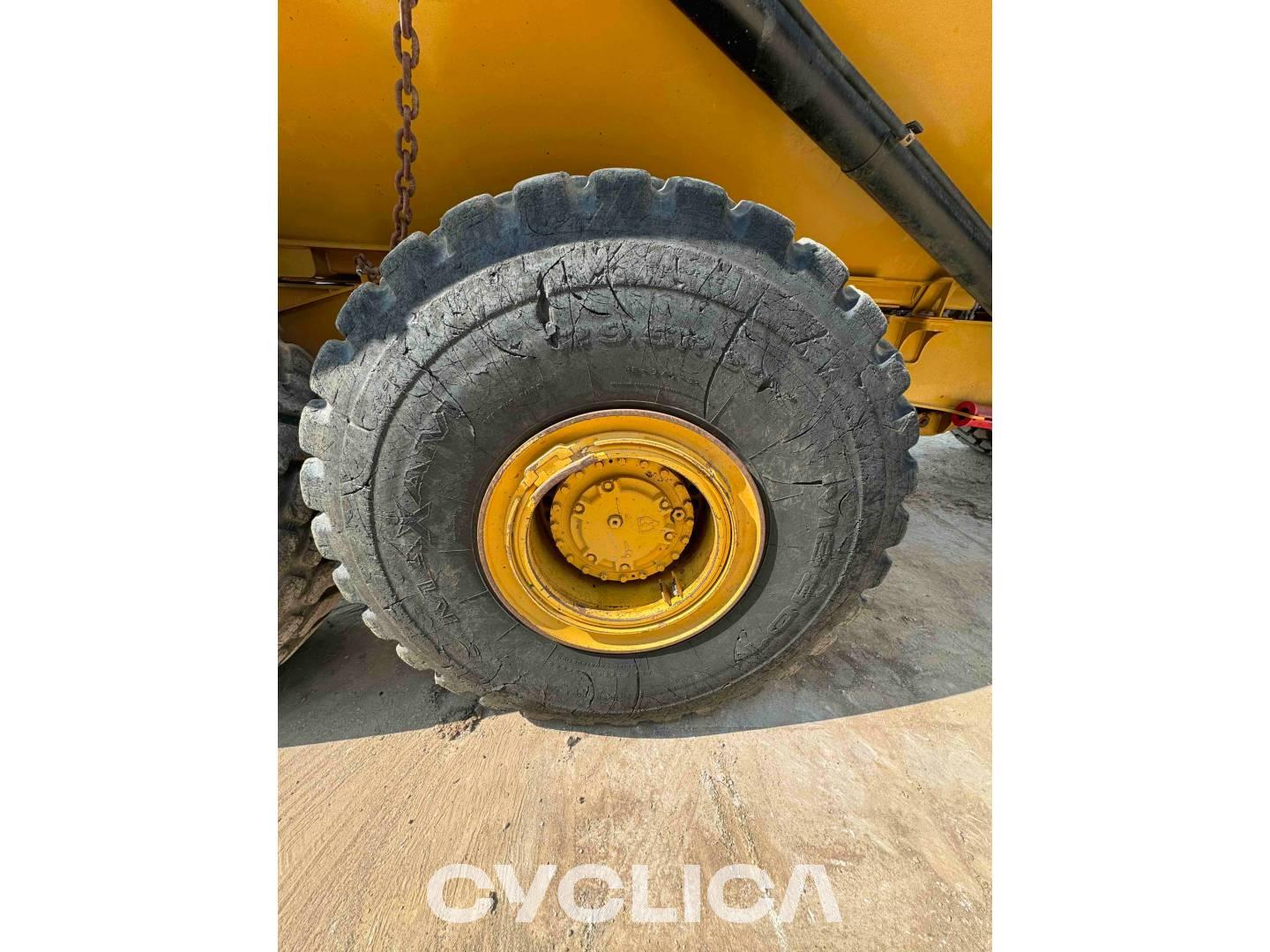 Dumpers y camiones articulados  74504 3T603197 - 26