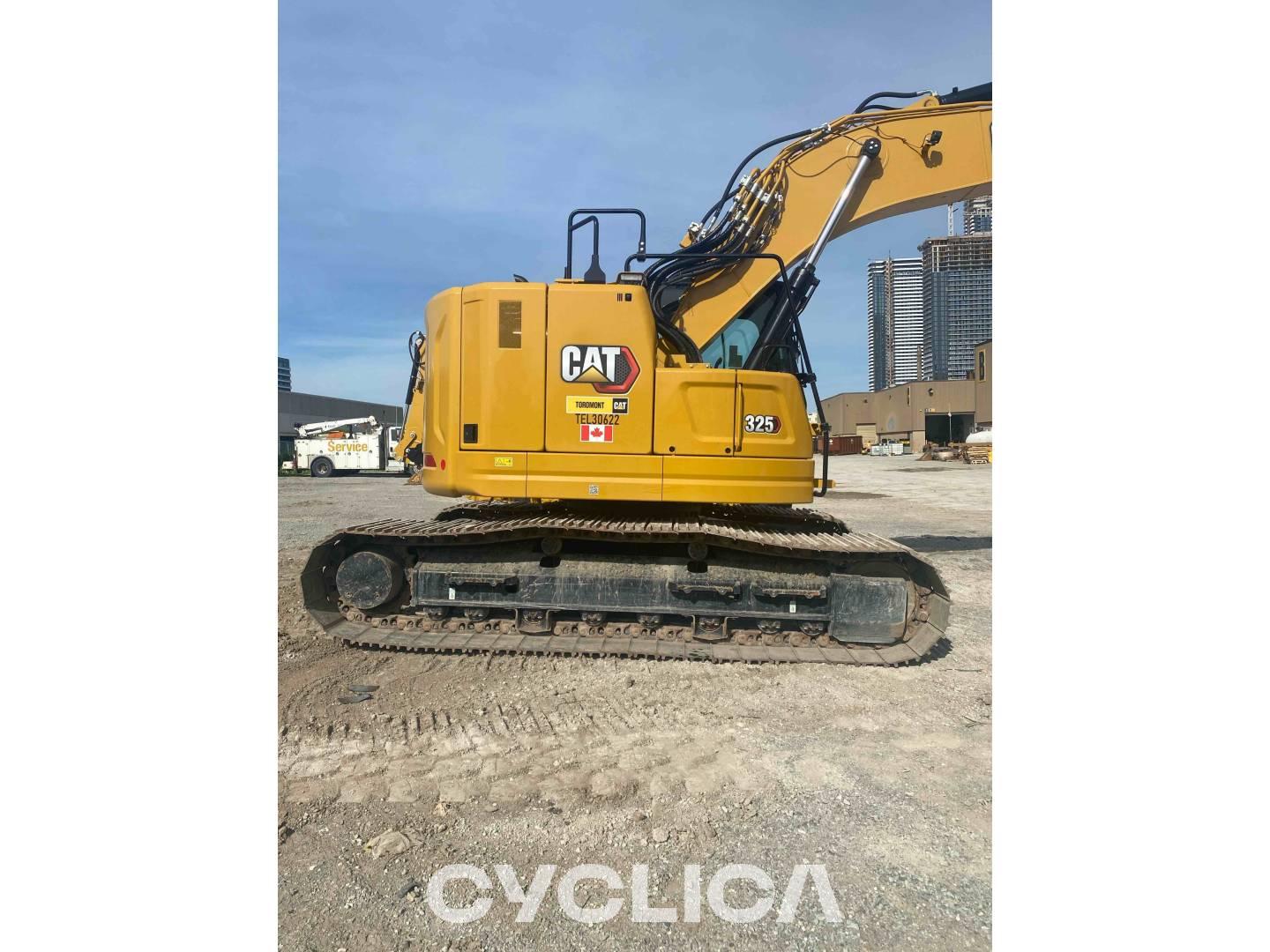 Crawler excavators  325 TEL30622 - 20