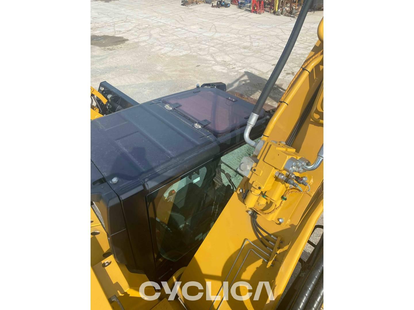 Crawler excavators  325 TEL30622 - 25