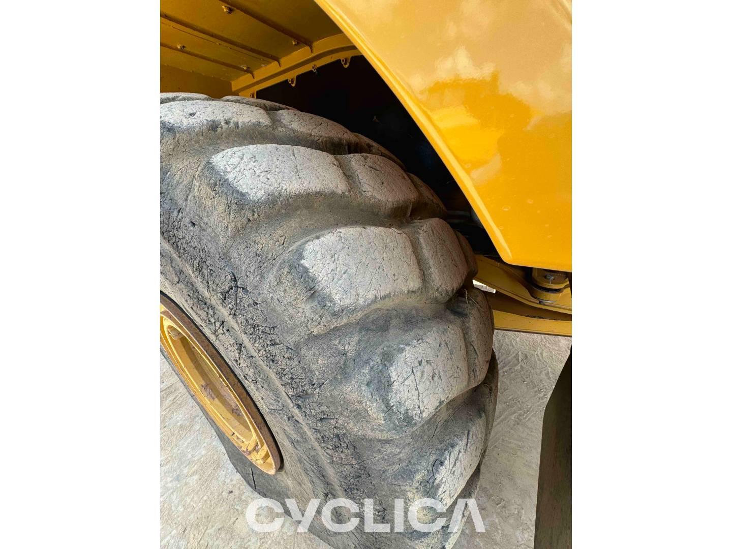 Dumpers y camiones articulados  745-04 3T603233 - 21