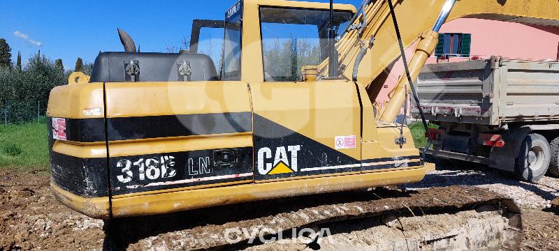 Crawler excavators  318B AEJ00### - 1