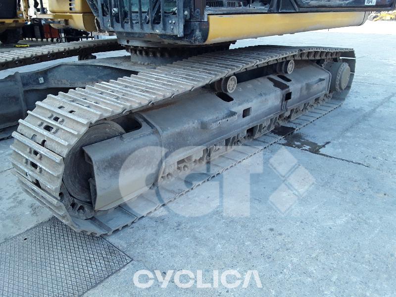 Crawler excavators  330F JFR20045 - 21