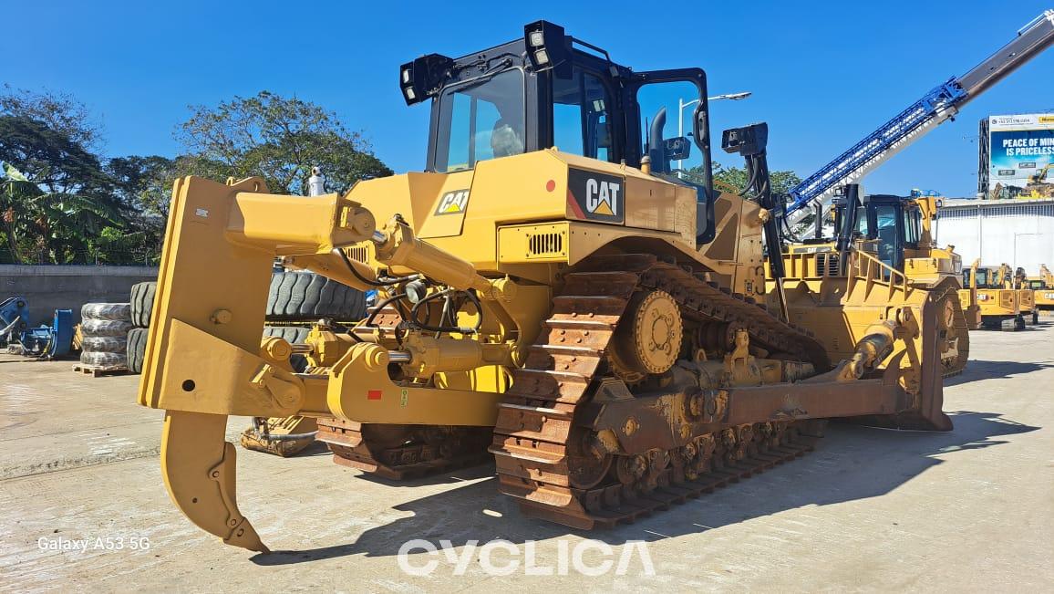 Bulldozers y tractores de cadenas  D8R DWJ00323 - 1