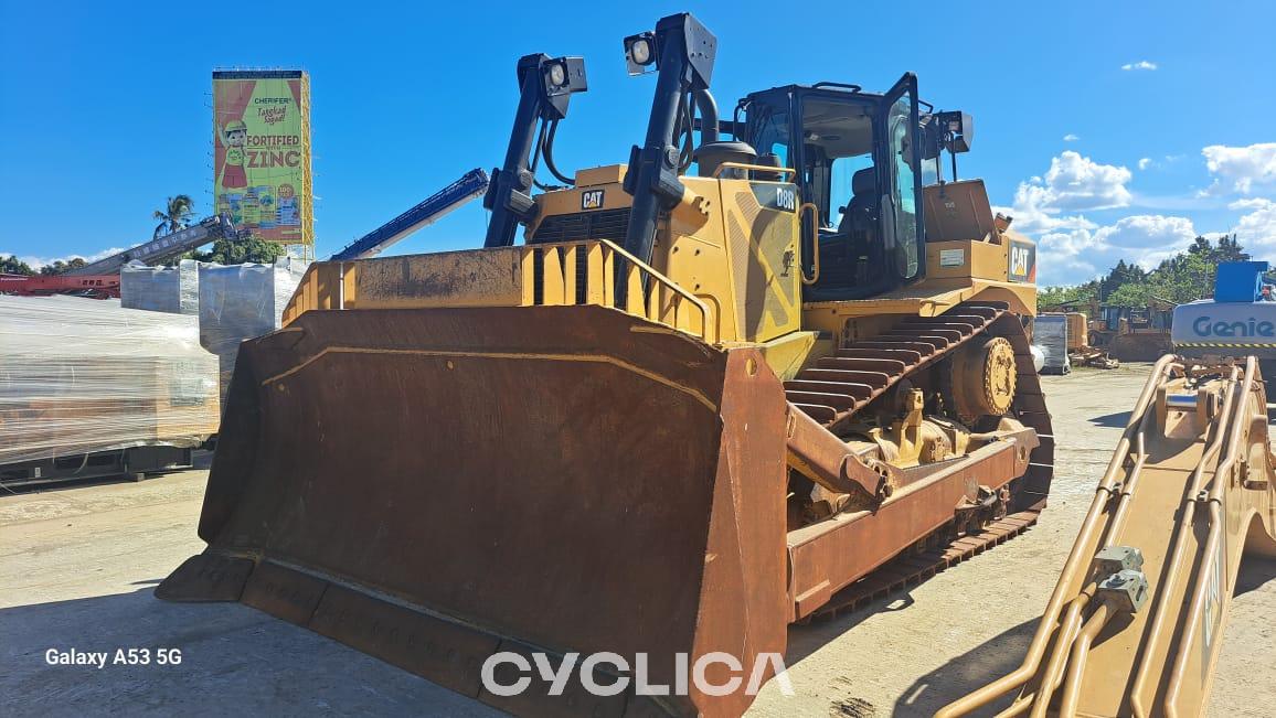 Bulldozers et tracteurs à chenilles  D8R DWJ00323 - 4