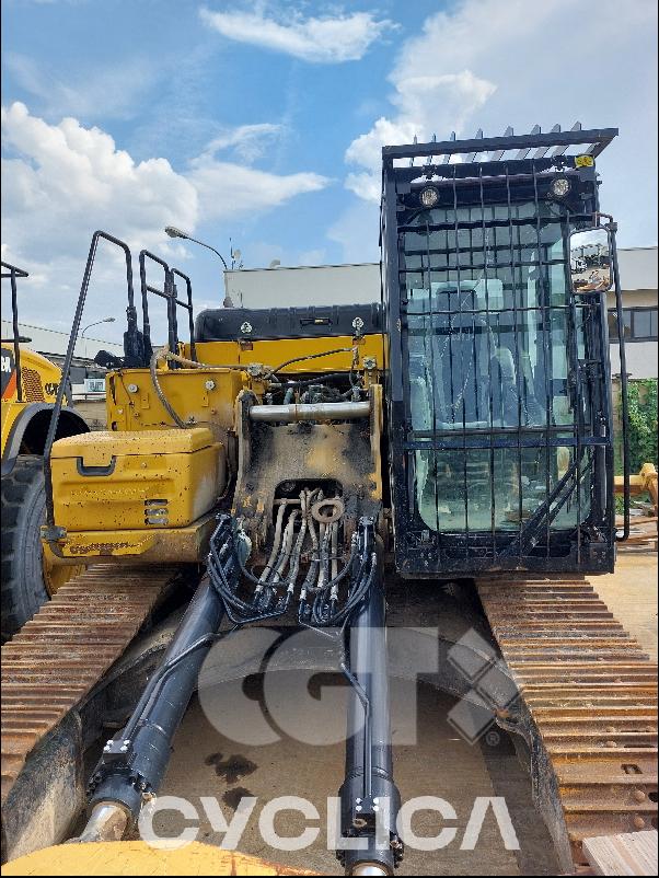 Crawler excavators  330F JFR00174 - 1