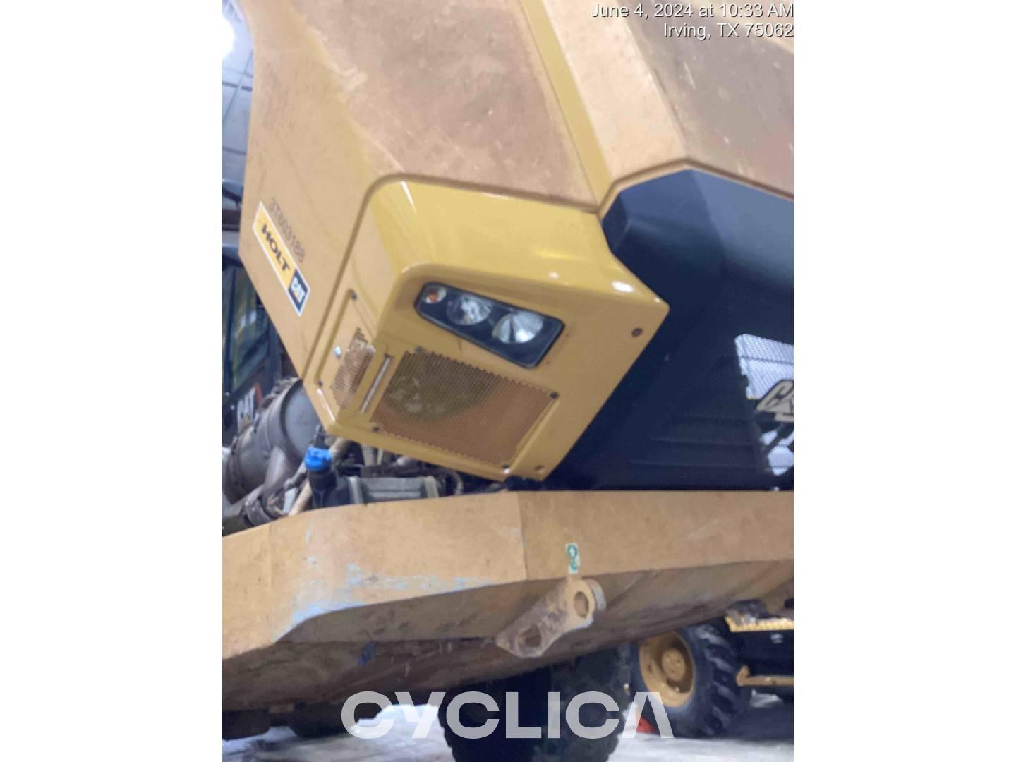 Dumpers y camiones articulados  745 3T603188 - 18