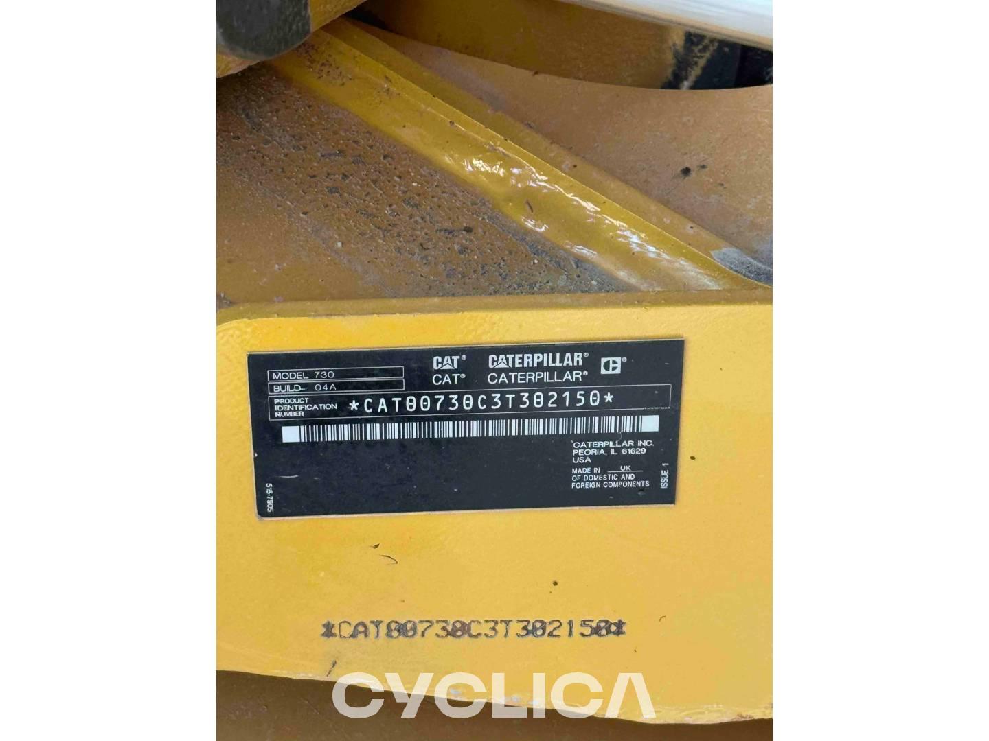 Dumpers y camiones articulados  730 3T302150 - 7